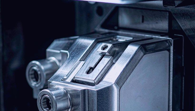 Luxury Upscale Vape for High End Shopping packaging detail