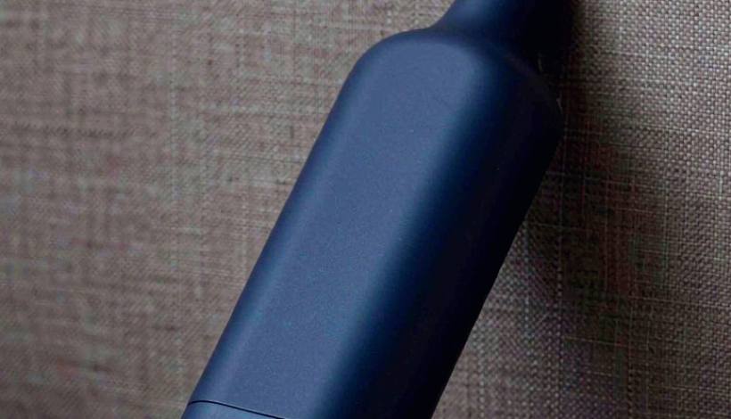Luxury Upscale Vape for High End Shopping packaging detail
