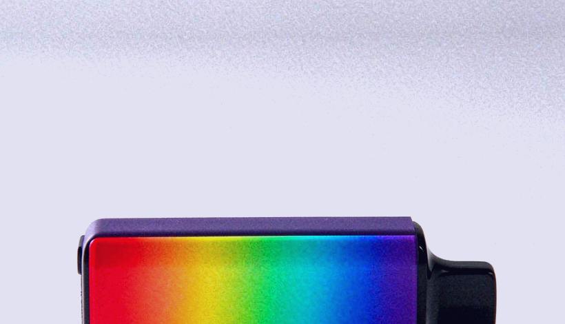 Luxury Upscale Vape for High End Shopping packaging detail