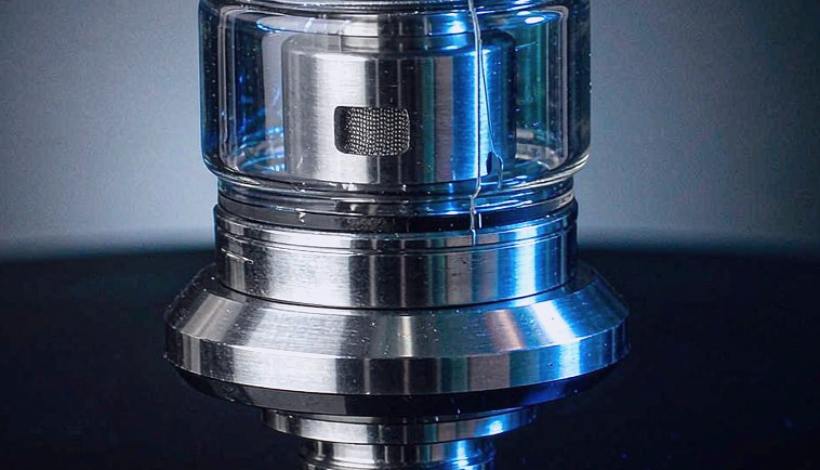 Luxury Upscale Vape for High End Shopping packaging detail
