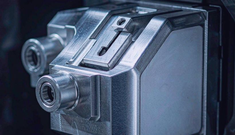 Luxury Upscale Vape for High End Shopping packaging detail