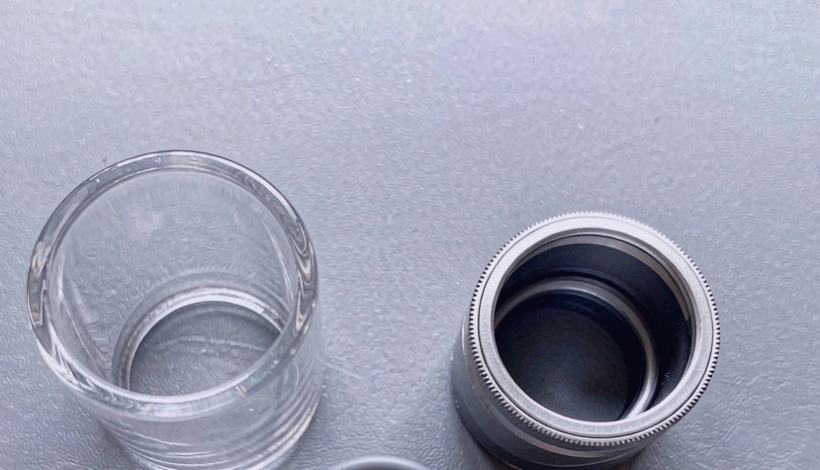 Luxury Upscale Vape for High End Shopping packaging detail