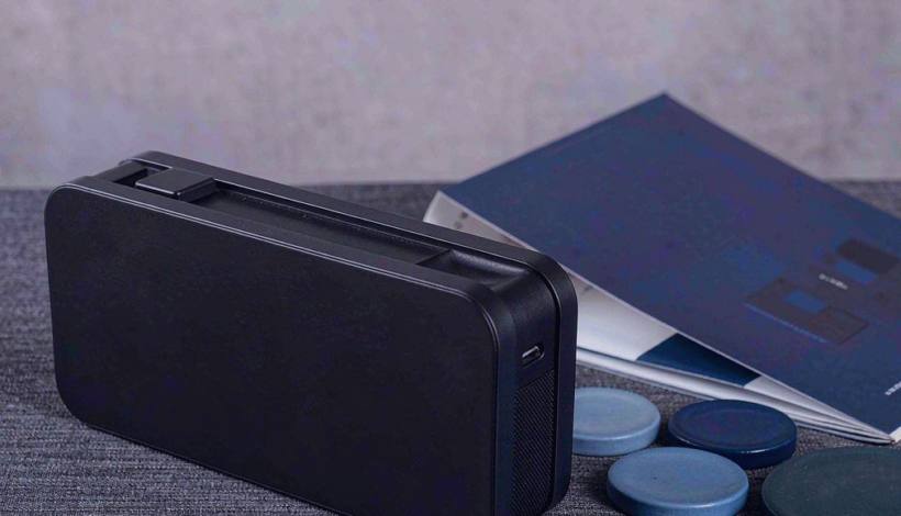 Luxury Upscale Vape for High End Shopping packaging detail