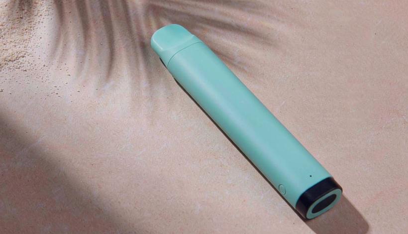 Luxury Upscale Vape for High End Shopping packaging detail