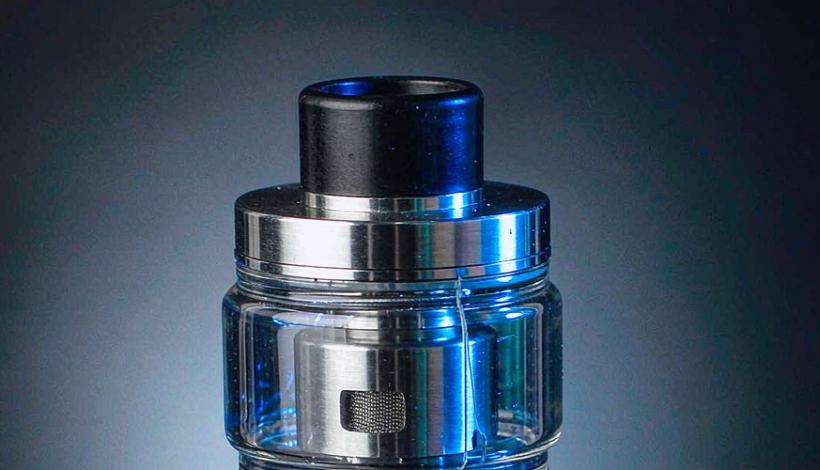 Luxury Upscale Vape for High End Shopping packaging detail