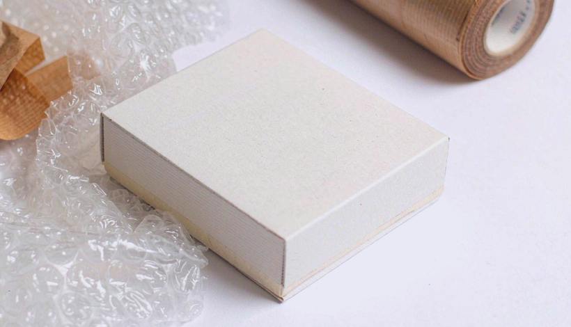 Luxury Upscale Vape for High End Shopping packaging detail