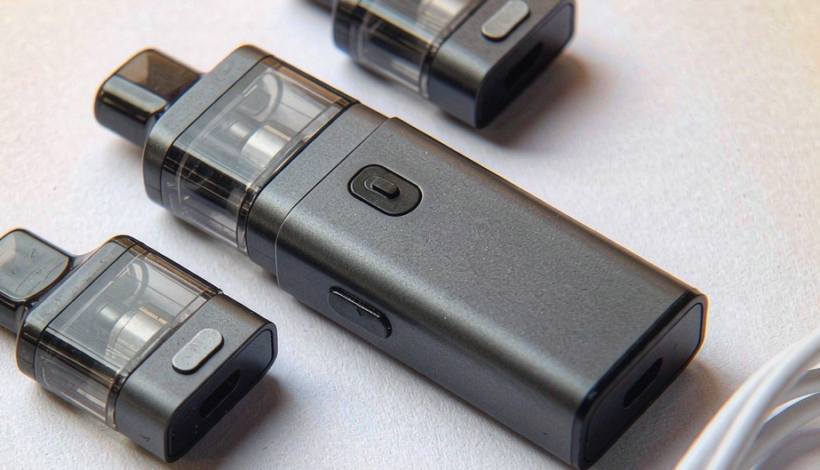 Luxury Upscale Vape for High End Shopping packaging detail