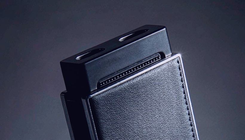Luxury Upscale Vape for High End Shopping packaging detail