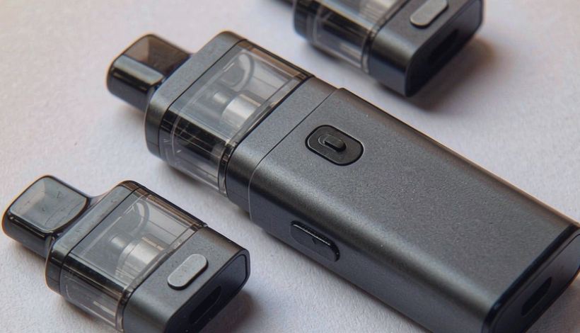 Luxury Upscale Vape for High End Shopping packaging detail