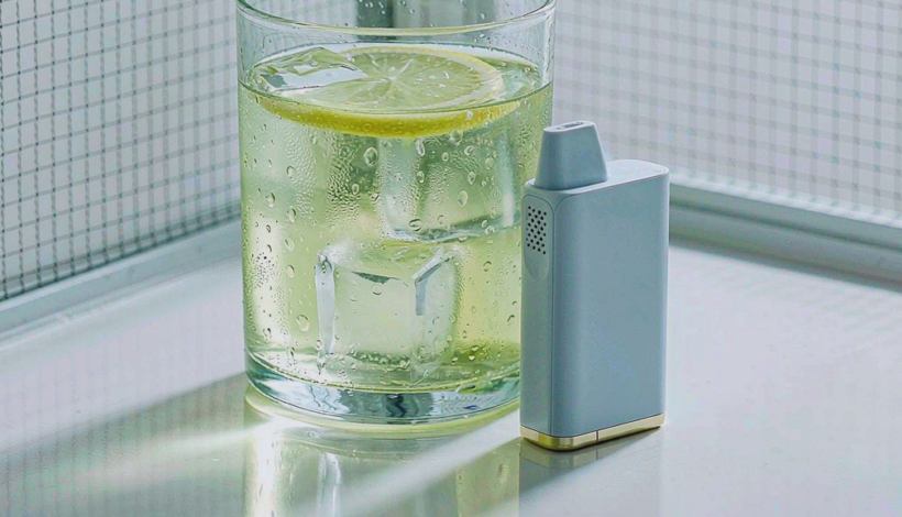 Luxury Upscale Vape for High End Shopping packaging detail