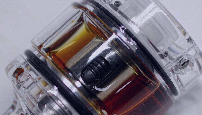 Luxury Upscale Vape for High End Shopping packaging detail