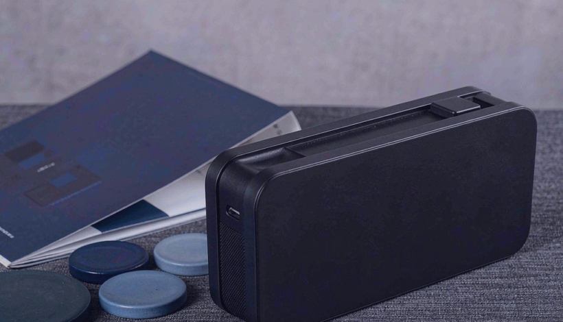 Luxury Upscale Vape for High End Shopping packaging detail