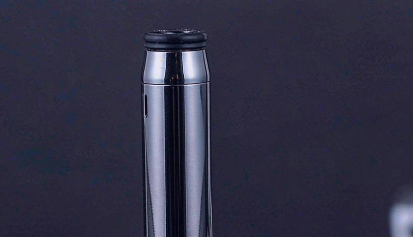 Luxury Upscale Vape for High End Shopping packaging detail