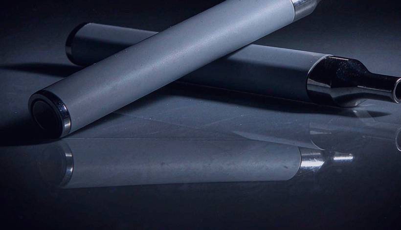 Luxury Upscale Vape for High End Shopping packaging detail