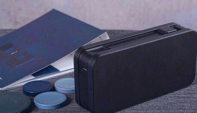 Luxury Upscale Vape for High End Shopping packaging detail