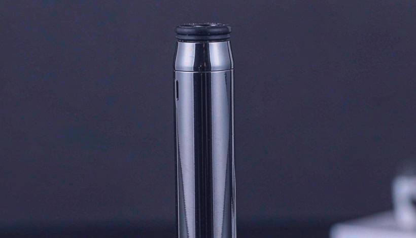 Luxury Upscale Vape for High End Shopping packaging detail