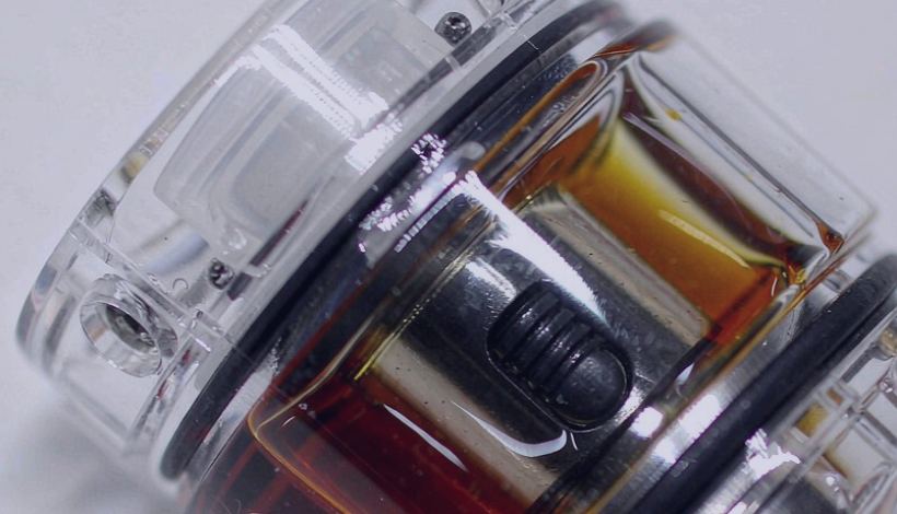 Luxury Upscale Vape for High End Shopping packaging detail