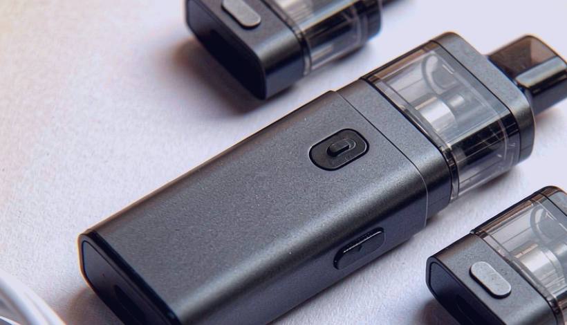 Luxury Upscale Vape for High End Shopping packaging detail