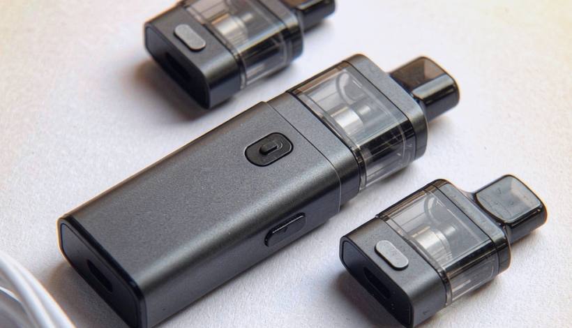 Luxury Upscale Vape for High End Shopping packaging detail
