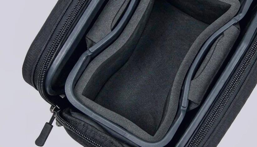 Luxury Upscale Vape for High End Shopping packaging detail