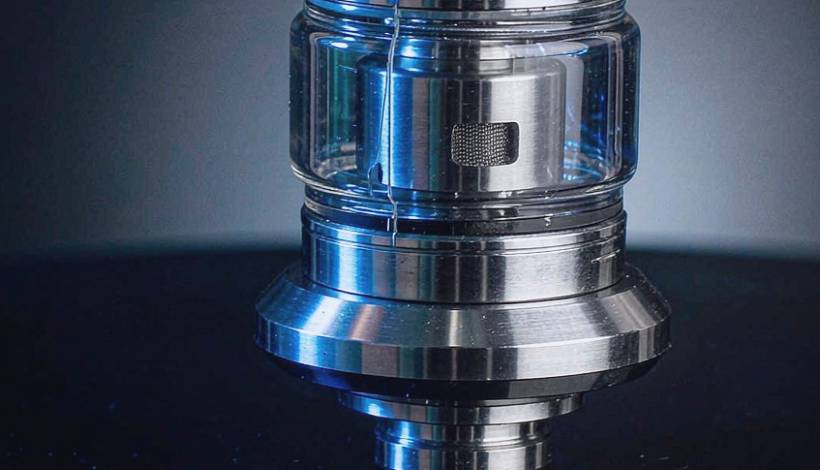Luxury Upscale Vape for High End Shopping packaging detail