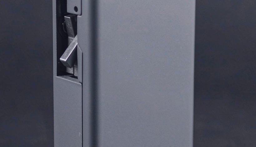 Luxury Upscale Vape for High End Shopping packaging detail