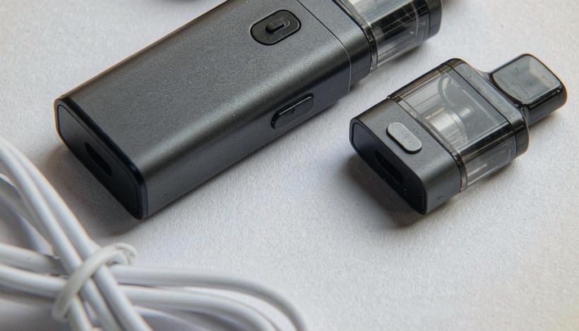 Luxury Upscale Shopping Malls Trade: Sampling before Volume Orders — Luxury Upscale Vape for High End Shopping Malls Bulk