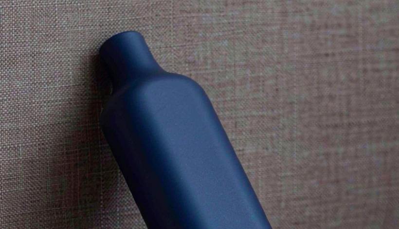 Luxury Upscale Vape for High End Shopping packaging detail