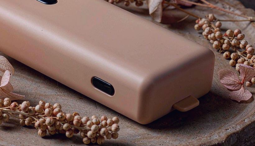 Luxury Upscale Vape for High End Shopping packaging detail