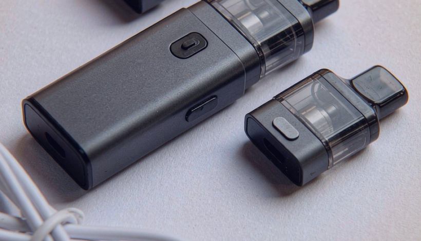 Luxury Upscale Vape for High End Shopping packaging detail