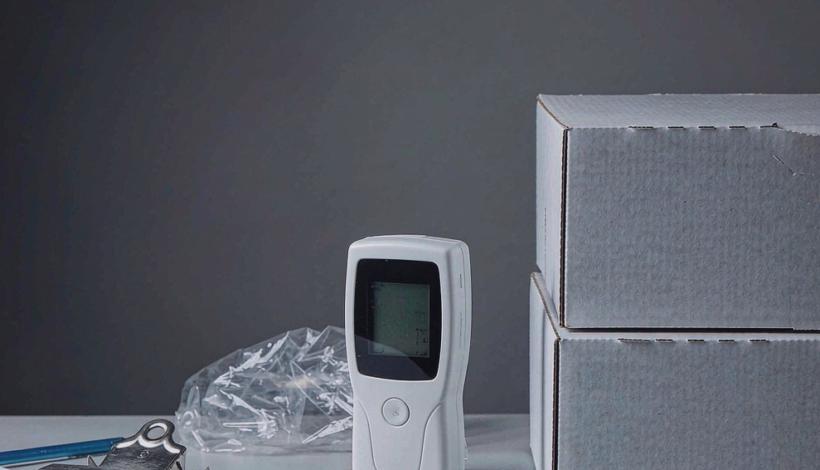 Luxury Upscale Vape for High End Shopping packaging detail