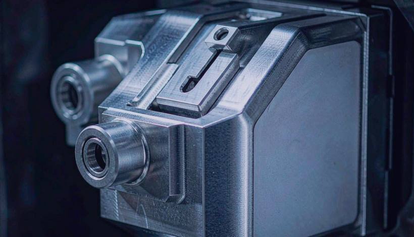 Luxury Upscale Vape for High End Shopping packaging detail
