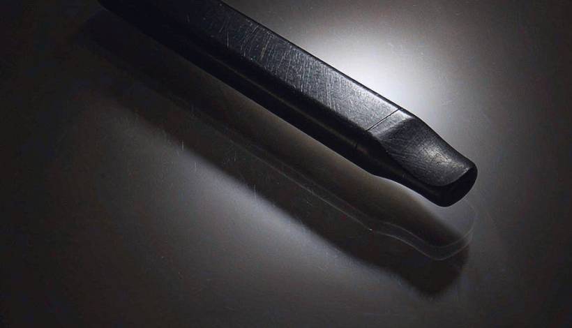 Luxury Upscale Vape for High End Shopping packaging detail