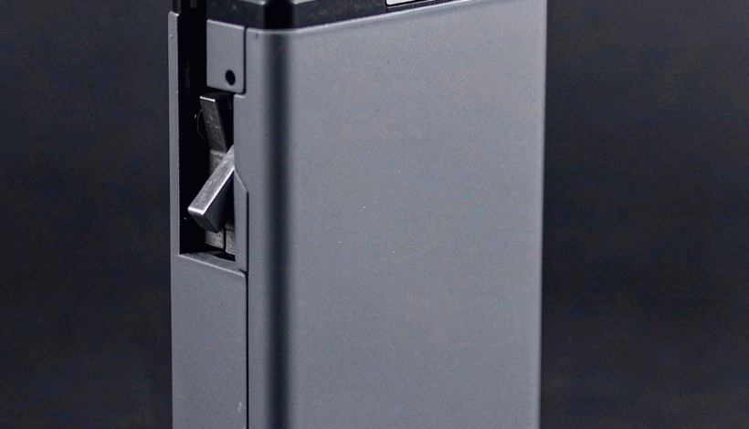 Luxury Upscale Vape for High End Shopping packaging detail