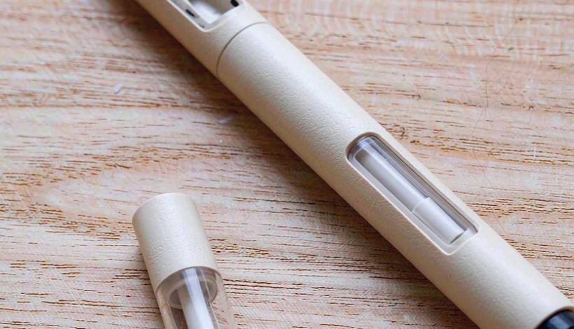 Luxury Upscale Vape for High End Shopping packaging detail