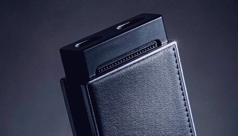 Luxury Upscale Vape for High End Shopping packaging detail