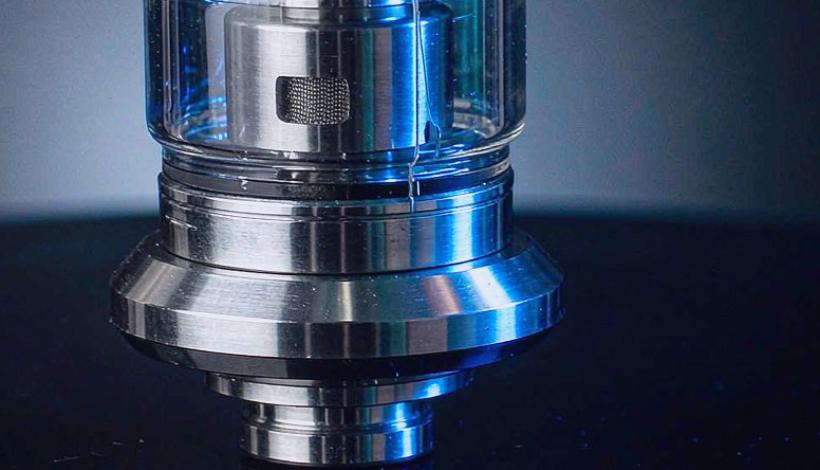 Luxury Upscale Vape for High End Shopping packaging detail