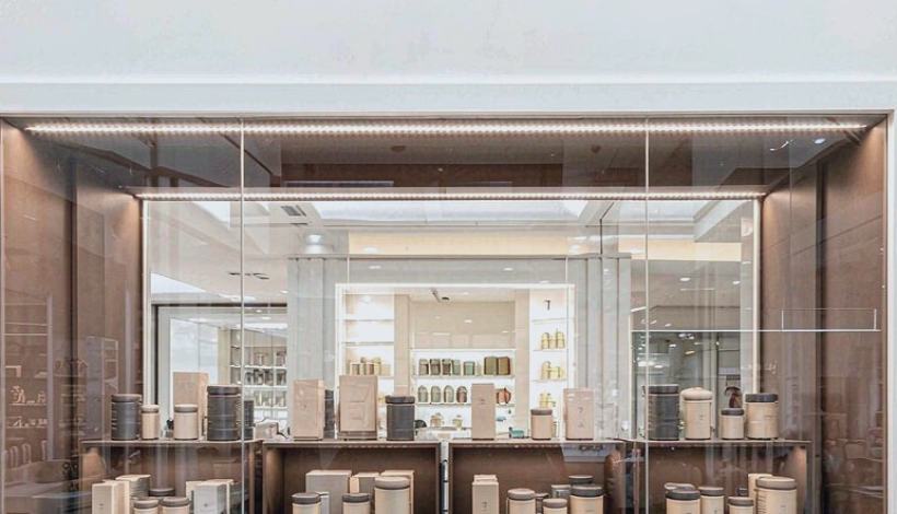 Reading a Quotation — Budget-Friendly Luxury Upscale Shopping Malls — Luxury Upscale Vape for High End Shopping Malls Bulk