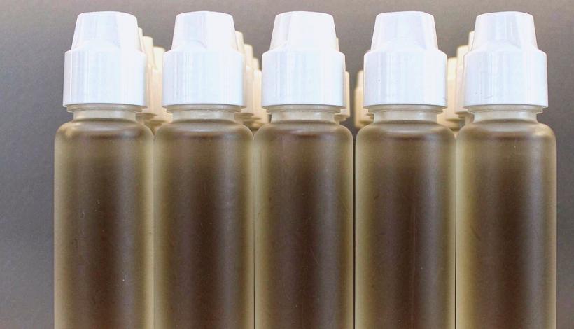 Luxury Upscale Vape for High End Shopping packaging detail