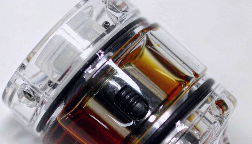 Luxury Upscale Vape for High End Shopping packaging detail