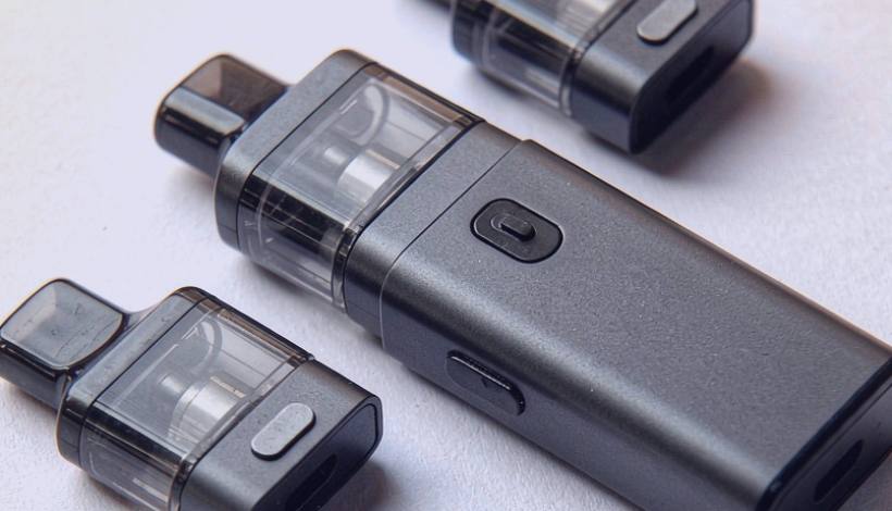 Luxury Upscale Vape for High End Shopping packaging detail