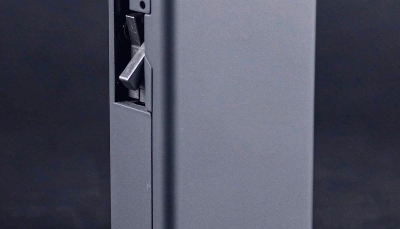 Luxury Upscale Vape for High End Shopping packaging detail