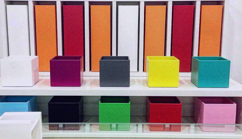 Luxury Upscale Vape for High End Shopping packaging detail