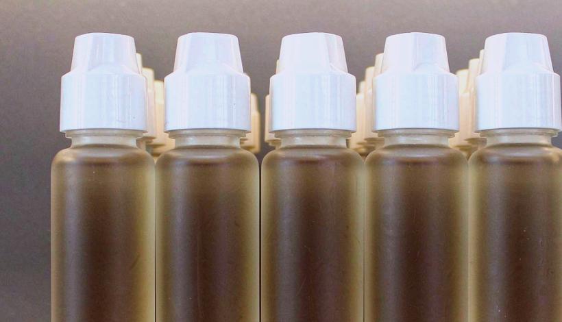 Luxury Upscale Vape for High End Shopping packaging detail