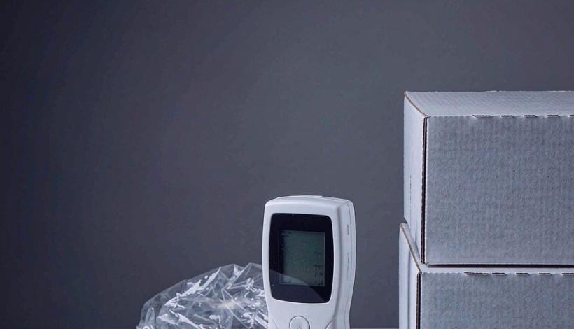 Luxury Upscale Vape for High End Shopping packaging detail